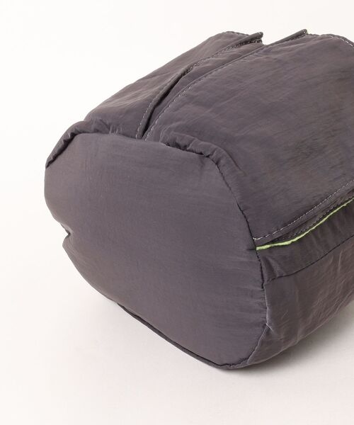 EARTH MADE(アースメイド)の「NYLON x FLEECE 2WAY SHOULDER(トートバッグ・レディース・ベージュ/ネイビー/カーキ・FREE)」の15枚目の写真