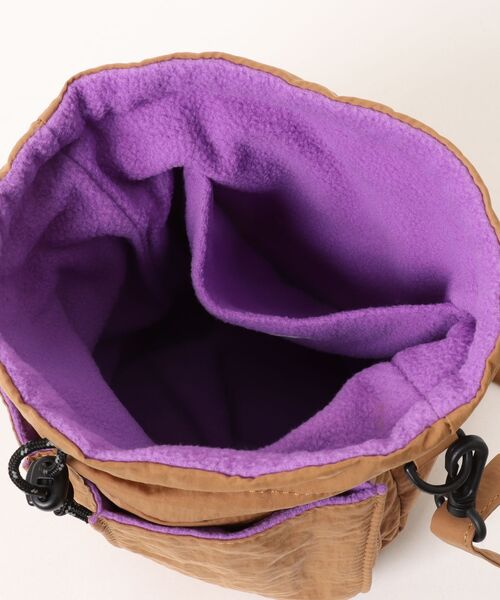 EARTH MADE(アースメイド)の「NYLON x FLEECE 2WAY SHOULDER(トートバッグ・レディース・ベージュ/ネイビー/カーキ・FREE)」の18枚目の写真