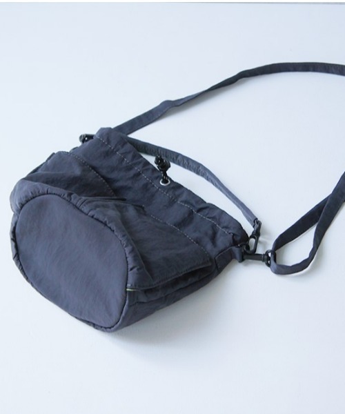 EARTH MADE(アースメイド)の「NYLON x FLEECE 2WAY SHOULDER(トートバッグ・レディース・ベージュ/ネイビー/カーキ・FREE)」の6枚目の写真