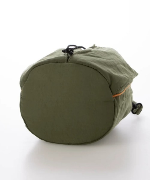 EARTH MADE(アースメイド)の「NYLON x FLEECE 2WAY SHOULDER(トートバッグ・レディース・ベージュ/ネイビー/カーキ・FREE)」の8枚目の写真