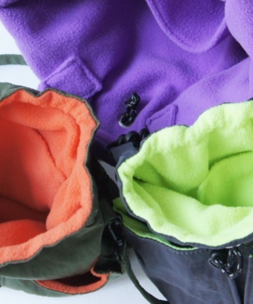 EARTH MADE(アースメイド)の「NYLON x FLEECE 2WAY SHOULDER(トートバッグ・レディース・ベージュ/ネイビー/カーキ・FREE)」の13枚目の写真