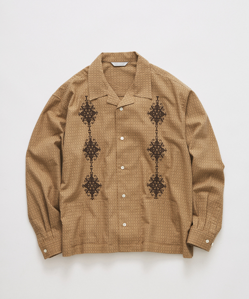 JOURNAL STANDARD(ジャーナルスタンダード)の「プレイド グアヤベラ シャツ(シャツ/ブラウス・メンズ・ベージュ/レッド/グリーン・MEDIUM/LARGE)」の1枚目の写真