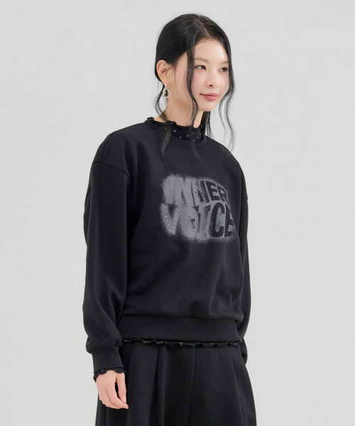 CHASECULT(チェイスカルト)の「レディース スタッズグラフィック スウェットTシャツ-FERG5181B03(スウェット・レディース・ブラック・85/90)」の2枚目の写真