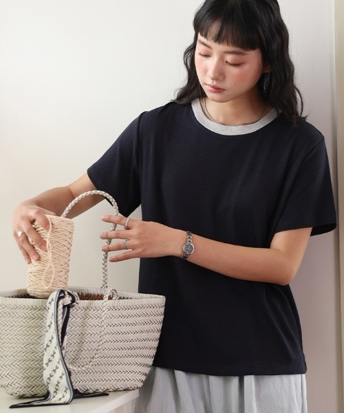 JOCOSA(ジョコサ)の「とろける涼感 贅沢リネン×テンセル Tシャツ(Tシャツ/カットソー・レディース・ネイビー/ベージュ/ストライプ/ホワイト・L/M)」の9枚目の写真