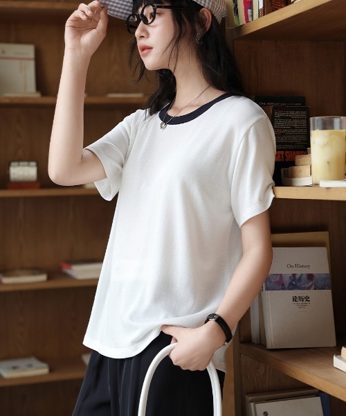 JOCOSA(ジョコサ)の「とろける涼感 贅沢リネン×テンセル Tシャツ(Tシャツ/カットソー・レディース・ネイビー/ベージュ/ストライプ/ホワイト・L/M)」の15枚目の写真