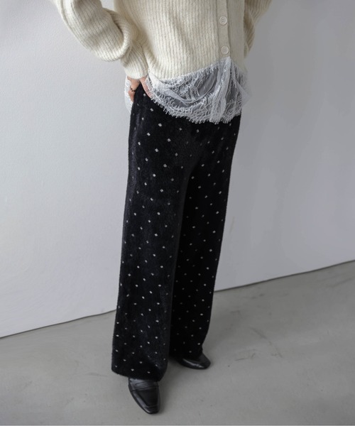 AMELY（エミリー）の「ドット×フェザーワイドパンツ/ふわふわ/ニット（その他パンツ・レディース・ブラック/ホワイト・L/M）」の13枚目の写真