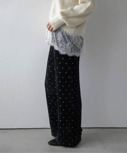 AMELY（エミリー）の「ドット×フェザーワイドパンツ/ふわふわ/ニット（その他パンツ・レディース・ブラック/ホワイト・L/M）」の17枚目の写真