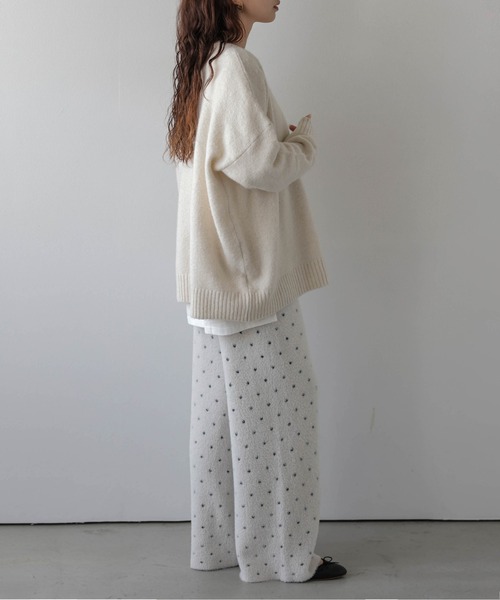 AMELY（エミリー）の「ドット×フェザーワイドパンツ/ふわふわ/ニット（その他パンツ・レディース・ブラック/ホワイト・L/M）」の4枚目の写真