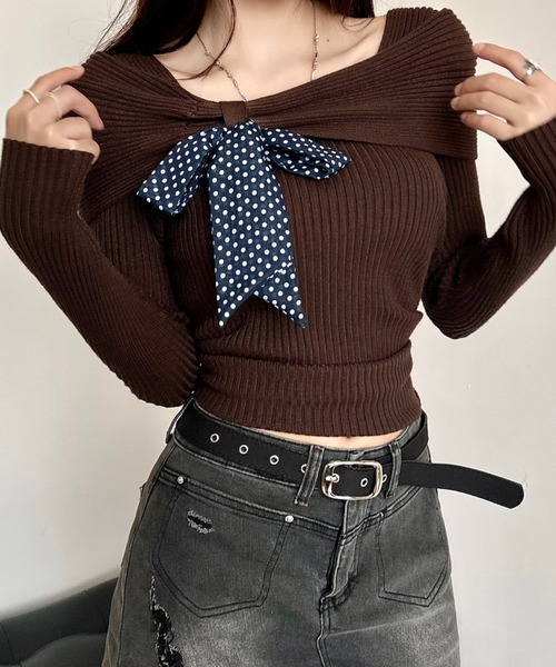 SHEENA(シーナ)の「ドットリボンオフショルリブニットトップス(ニット/セーター・レディース・イエロー/レッド/ライトブルー/ブラウン・M)」の11枚目の写真