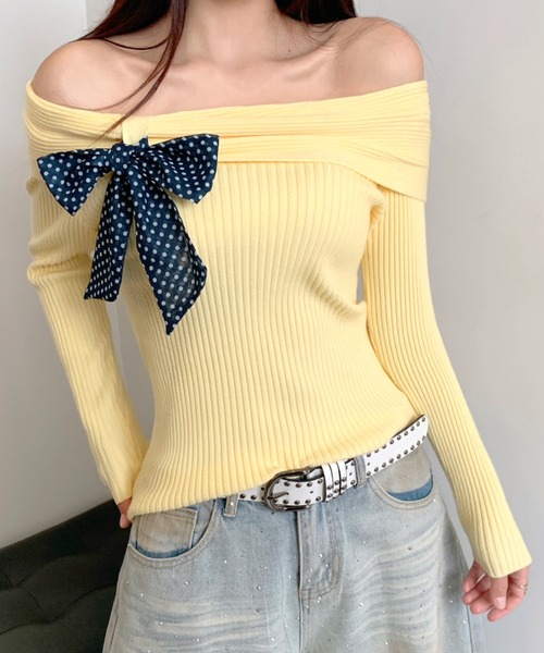 SHEENA(シーナ)の「ドットリボンオフショルリブニットトップス(ニット/セーター・レディース・イエロー/レッド/ライトブルー/ブラウン・M)」の15枚目の写真