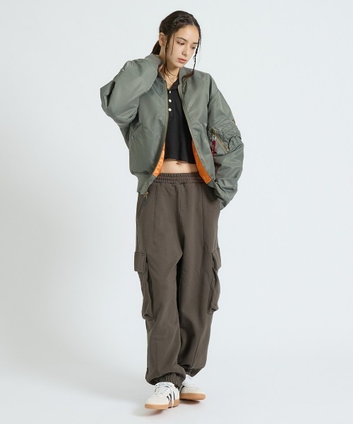 Alpha Industries(アルファインダストリーズ)の「【Alpha Industries(アルファ インダストリーズ)】L-2B RELAXED FIT FLIGHT JACKET / フライトジャケット / ユニセックス(ブルゾン・メンズ・ブラック/グレー系その他・M/L/XL)」の7枚目の写真