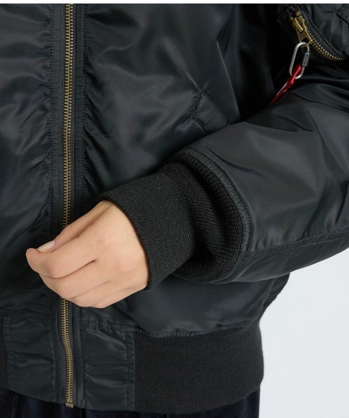 Alpha Industries(アルファインダストリーズ)の「【Alpha Industries(アルファ インダストリーズ)】L-2B RELAXED FIT FLIGHT JACKET / フライトジャケット / ユニセックス(ブルゾン・メンズ・ブラック/グレー系その他・M/L/XL)」の16枚目の写真