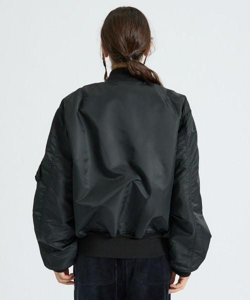 Alpha Industries(アルファインダストリーズ)の「【Alpha Industries(アルファ インダストリーズ)】L-2B RELAXED FIT FLIGHT JACKET / フライトジャケット / ユニセックス(ブルゾン・メンズ・ブラック/グレー系その他・M/L/XL)」の18枚目の写真