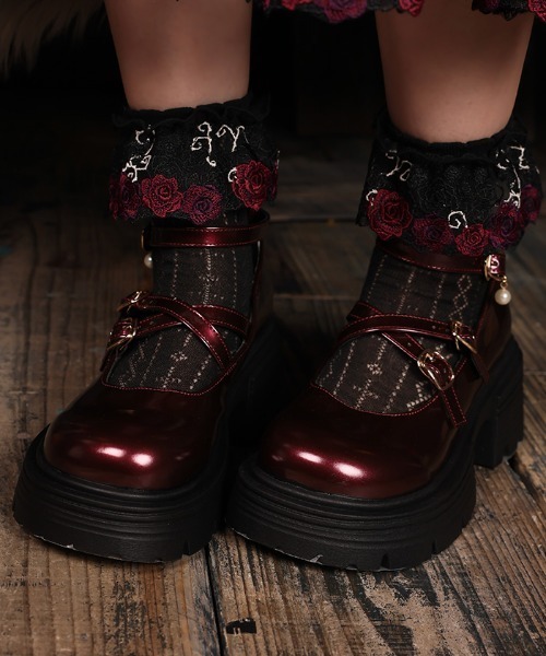 axes femme(アクシーズファム)の「クロスベルトリボンローファー(パンプス・レディース・ワイン/ブラック・SMALL/MEDIUM/LARGE)」の3枚目の写真
