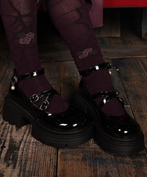 axes femme(アクシーズファム)の「クロスベルトリボンローファー(パンプス・レディース・ワイン/ブラック・SMALL/MEDIUM/LARGE)」の4枚目の写真