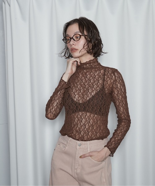 OFROOM（オフルーム）の「【2026秋冬新作】Lace Bottle Neck Top｜レースボトルネックトップス（Tシャツ/カットソー・レディース・ブラウン/アイボリー/ブラック・FREE）」の7枚目の写真