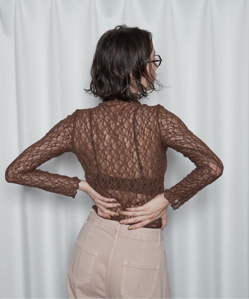OFROOM（オフルーム）の「【2026秋冬新作】Lace Bottle Neck Top｜レースボトルネックトップス（Tシャツ/カットソー・レディース・ブラウン/アイボリー/ブラック・FREE）」の9枚目の写真