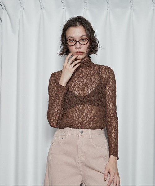 OFROOM（オフルーム）の「【2026秋冬新作】Lace Bottle Neck Top｜レースボトルネックトップス（Tシャツ/カットソー・レディース・ブラウン/アイボリー/ブラック・FREE）」の5枚目の写真