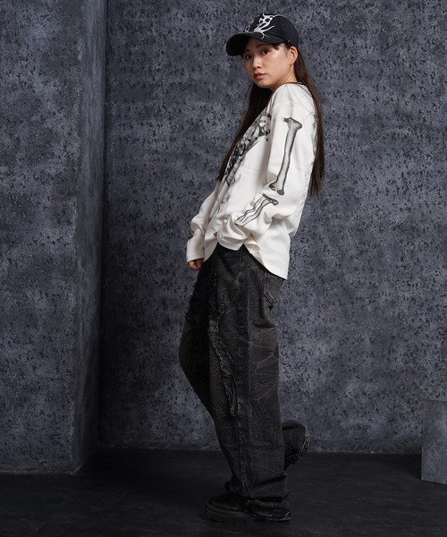 1111clothing(ワンフォークロージング)の「ボーンプリント ワッフルロンTee / Bone Graphic Waffle Long Sleeve T-Shirt(Tシャツ/カットソー・メンズ・オフホワイト/ブラック・M/L)」の15枚目の写真