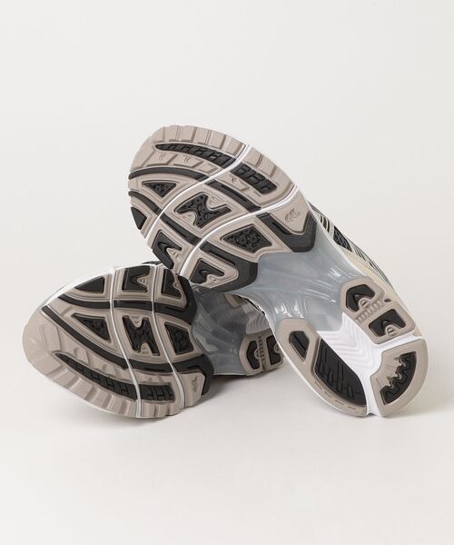ASICS（アシックス）の「asics/GEL-KAYANO 14 GREY（スニーカー・レディース・グレー・25/24/23）」の3枚目の写真
