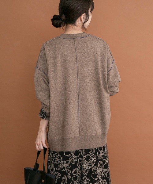 ITEMS URBANRESEARCH(アイテムズ アーバンリサーチ)の「Vネック配色ラインニット(ニット/セーター・レディース・ピンク/グレー/ブラウン・FREE)」の20枚目の写真