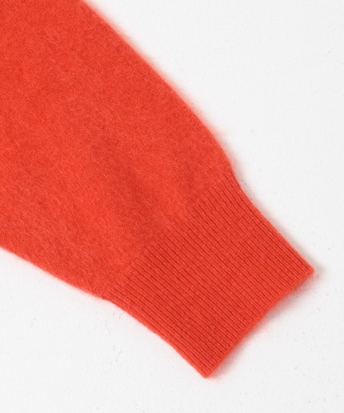 URBAN RESEARCH(アーバンリサーチ)の「FUR WOOL V-NECK KNIT(ニット/セーター・メンズ・オレンジ/ネイビー/ブラック/イエロー・LARGE/MEDIUM)」の6枚目の写真