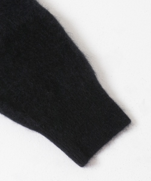 URBAN RESEARCH(アーバンリサーチ)の「FUR WOOL V-NECK KNIT(ニット/セーター・メンズ・オレンジ/ネイビー/ブラック/イエロー・LARGE/MEDIUM)」の8枚目の写真