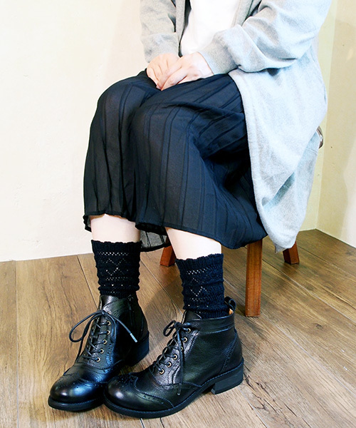 あしながおじさん（アシナガオジサン）の「〈あしながおじさん〉　レースアップブーツ（ブーツ・レディース・ブラック/ライトブラウン/ダークブラウン・24.0cm/24.5cm/23.0cm/23.5cm/22.5cm）」の21枚目の写真