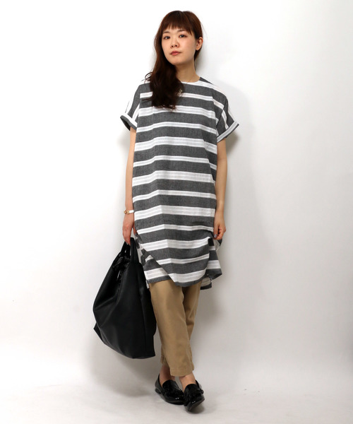 LBC(エルビーシー)の「コットン変形ボーダークルーワンピース(ワンピース・レディース・ブラック/イエロー/ネイビー・MEDIUM/LARGE)」の2枚目の写真