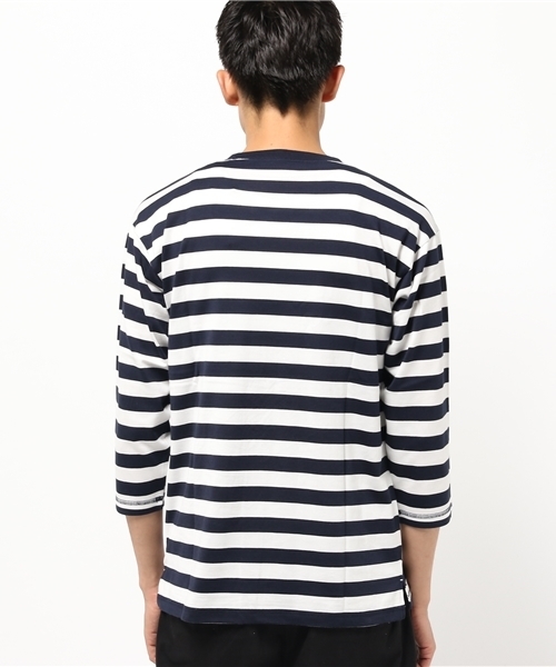 ADAM ET ROPE'(アダムエロペ)の「クルーネックワイドボーダー7分Tシャツ(Tシャツ/カットソー・メンズ・ブルー系その他/ダークグリーン・M/L)」の4枚目の写真