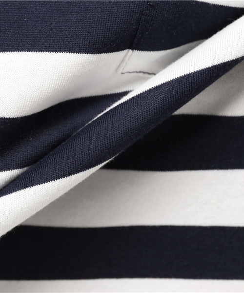 ADAM ET ROPE'(アダムエロペ)の「クルーネックワイドボーダー7分Tシャツ(Tシャツ/カットソー・メンズ・ブルー系その他/ダークグリーン・M/L)」の9枚目の写真