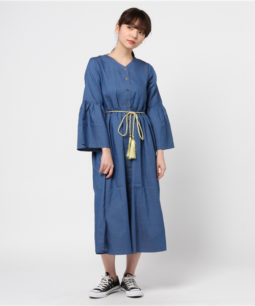 MERLOT（メルロー）の「タッセルベルト付ダンガリーデニムワンピース4890（シャツワンピース・レディース・ネイビー/ブルー・FREE）」の11枚目の写真