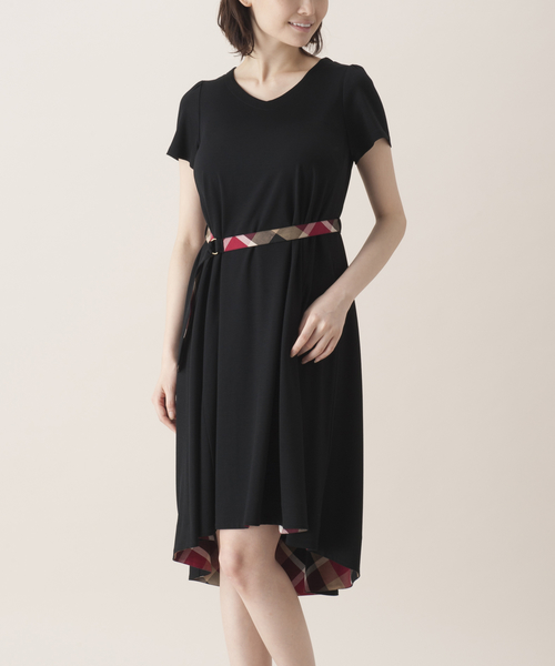 BLUE LABEL CRESTBRIDGE（ブルーレーベルクレストブリッジ）の