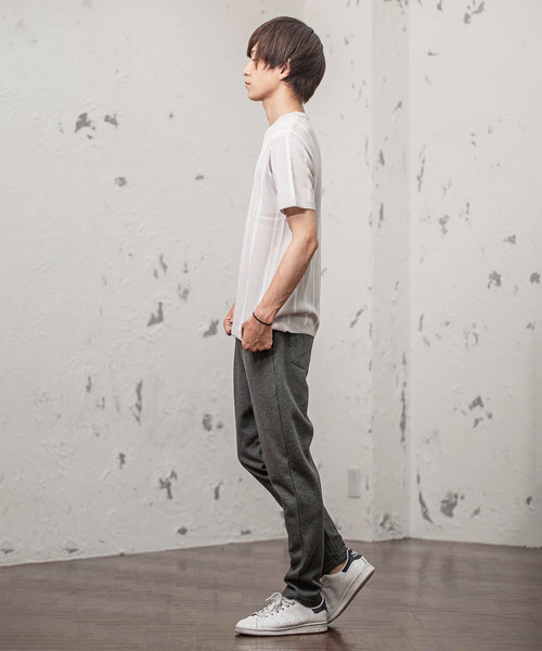 MinoriTY（マイノリティ）の「【MinoriTY】サルエルテーパードパンツ メンズ スウェットパンツ 無地 秋服 夏服 スウェットスラックス（スウェットパンツ・メンズ・ブラック/ネイビー/カーキ/ブラック系その他/杢グレー/グレー系その他/ブルー系その他/チェック/チャコール/ブラウン/レッド/ホワイト系その他/ブラウン系その他/ブラック系その他2・S/M/L/XL）」の15枚目の写真