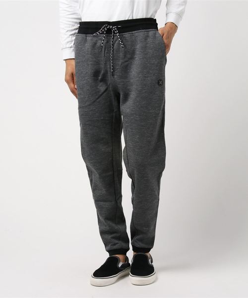 Hurley (ハーレー)の「M HRLY PHNTM PARADISE FLC JGGR/ハーレー ボトムス パンツ ジョガーパンツ(スウェットパンツ・メンズ・グリーン系カモフラージュ/ヘザーチャコール・SMALL/MEDIUM/LARGE)」の2枚目の写真