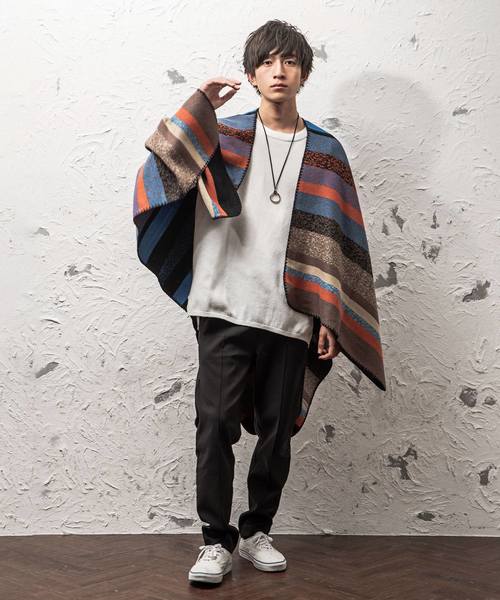 MinoriTY（マイノリティ）の「マルチボーダーケープ（マフラー・メンズ・ブラック/ブラウン・FREE）」の6枚目の写真