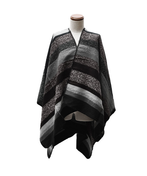 MinoriTY（マイノリティ）の「マルチボーダーケープ（マフラー・メンズ・ブラック/ブラウン・FREE）」の3枚目の写真