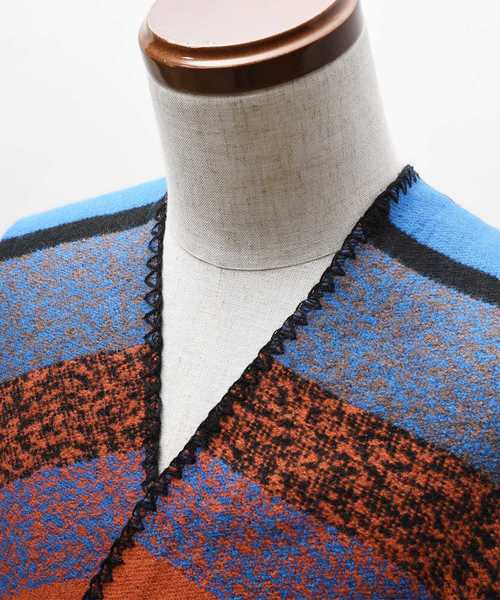 MinoriTY（マイノリティ）の「マルチボーダーケープ（マフラー・メンズ・ブラック/ブラウン・FREE）」の4枚目の写真