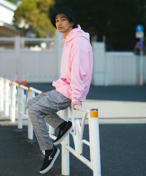 WEGO（ウィゴー）の「WEGO/カラービッグシルエットパーカー（パーカー・メンズ・イエロー/オレンジ/ブラック/サックスブルー/ベージュ/ホワイト/ライトパープル/杢グレー/レッド/ライトピンク・LARGE/MEDIUM/SMALL/X-SMALL）」の18枚目の写真