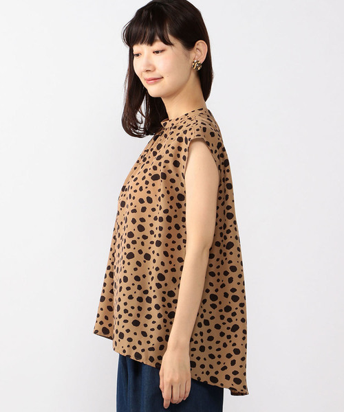 Petit Honfleur(プチオンフルール)の「フレンチスリーブブラウス(シャツ/ブラウス・レディース・ネイビー/ベージュ/ブラック・9号/11号/13号)」の12枚目の写真