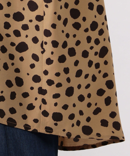 Petit Honfleur(プチオンフルール)の「フレンチスリーブブラウス(シャツ/ブラウス・レディース・ネイビー/ベージュ/ブラック・9号/11号/13号)」の6枚目の写真