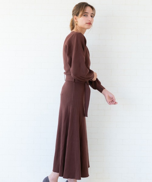 Jewelobe(ジュエローブ)の「ドルマンニットプリーツライクワンピース(ワンピース・レディース・ネイビー/ブラウン/グリーン/ボルドー・FREE)」の11枚目の写真