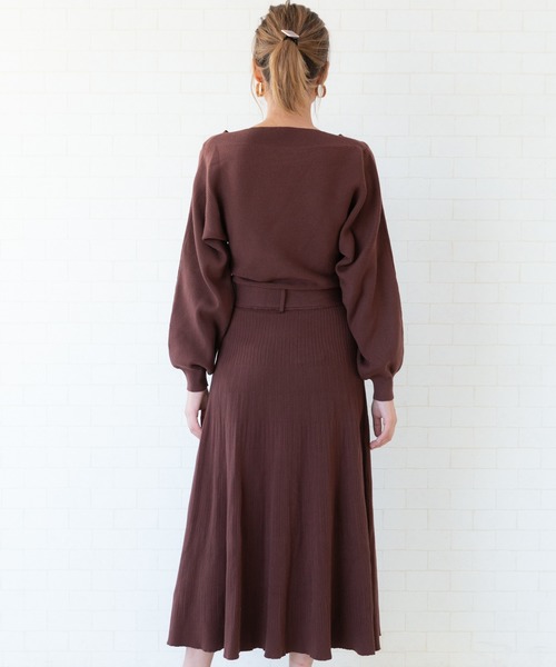 Jewelobe(ジュエローブ)の「ドルマンニットプリーツライクワンピース(ワンピース・レディース・ネイビー/ブラウン/グリーン/ボルドー・FREE)」の13枚目の写真