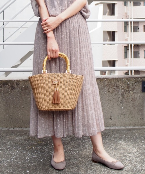 INTERPLANET（インタープラネット）の「シフォンスタープリントスカート（スカート・レディース・オフホワイト/ブラック/ベージュ・FREE）」の3枚目の写真