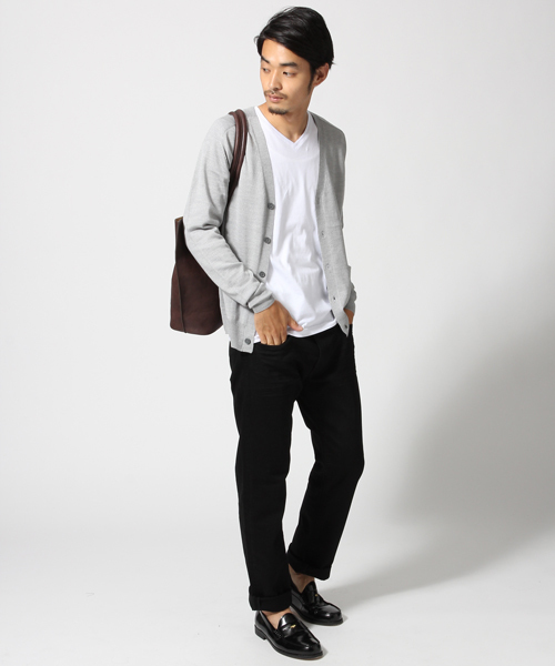 GLOBAL WORK(グローバルワーク)の「【高品質ビエラヤーン使用】ハイゲージニットVカーデ/546650(カーディガン/ボレロ・メンズ・ブルー/ブラック/グレー/ベージュ・SMALL/LARGE/X-LARGE/MEDIUM)」の16枚目の写真