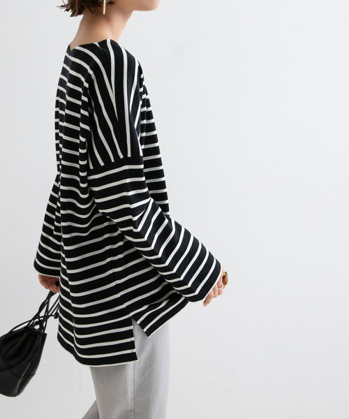 Newlyme（ニューリーミー）の「オーバーサイズボーダーロンＴ【R】（Tシャツ/カットソー・レディース・ブラック/ベージュ・MEDIUM）」の6枚目の写真