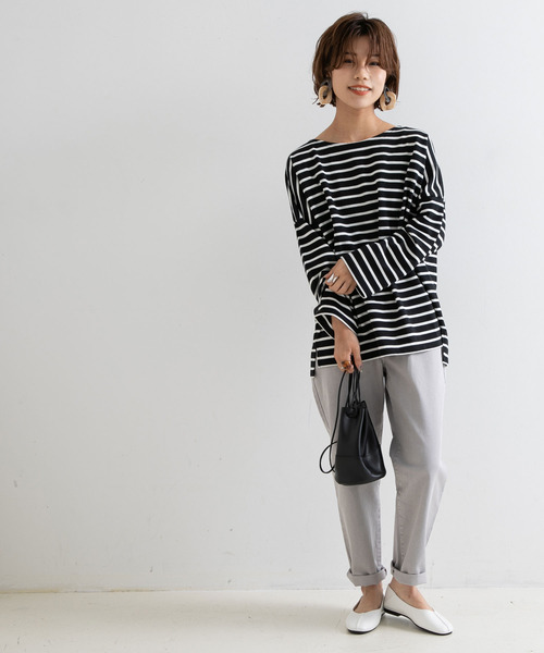 Newlyme（ニューリーミー）の「オーバーサイズボーダーロンＴ【R】（Tシャツ/カットソー・レディース・ブラック/ベージュ・MEDIUM）」の4枚目の写真