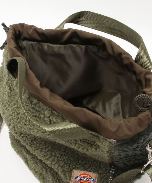 Dickies（ディッキーズ）の「WEGO/Dickies ボア巾着ショルダーバッグ（ショルダーバッグ・レディース・オフホワイト/ダークグリーン/ブラウン・FREE）」の5枚目の写真