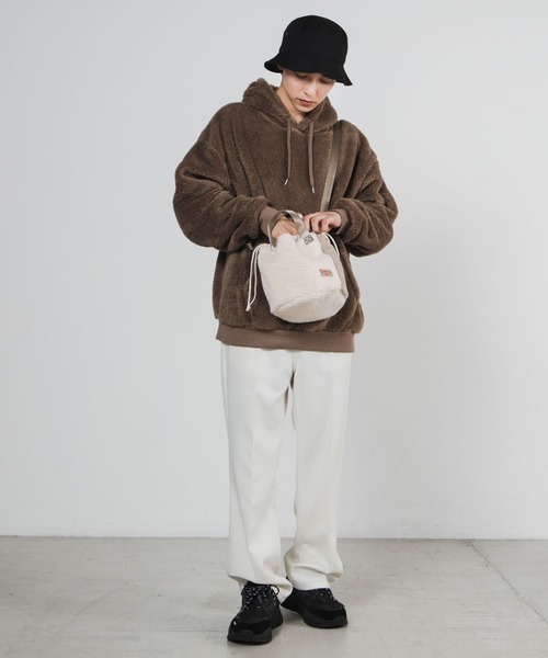 Dickies（ディッキーズ）の「WEGO/Dickies ボア巾着ショルダーバッグ（ショルダーバッグ・レディース・オフホワイト/ダークグリーン/ブラウン・FREE）」の7枚目の写真