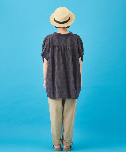 CUBE SUGAR（キューブシュガー）の「WEB限定 ボイル プリント 製品染め ギャザー シャツ（シャツ/ブラウス・レディース・チャコールグレー/ベージュ/パープル/カーキ・M）」の15枚目の写真